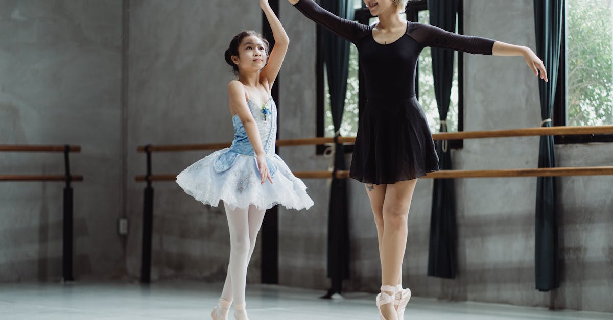 10 Key Areas of Coursework for Aspiring APM Professionals