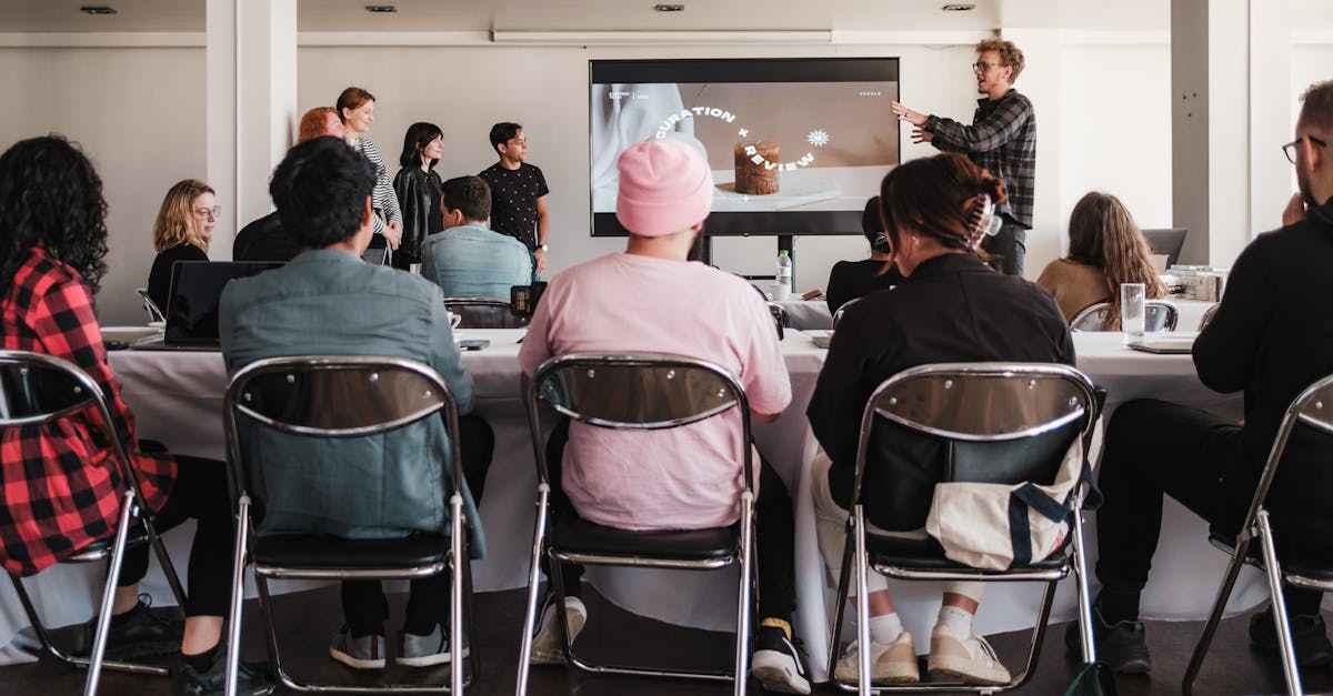 How to Develop Leadership Abilities for APM Qualifications